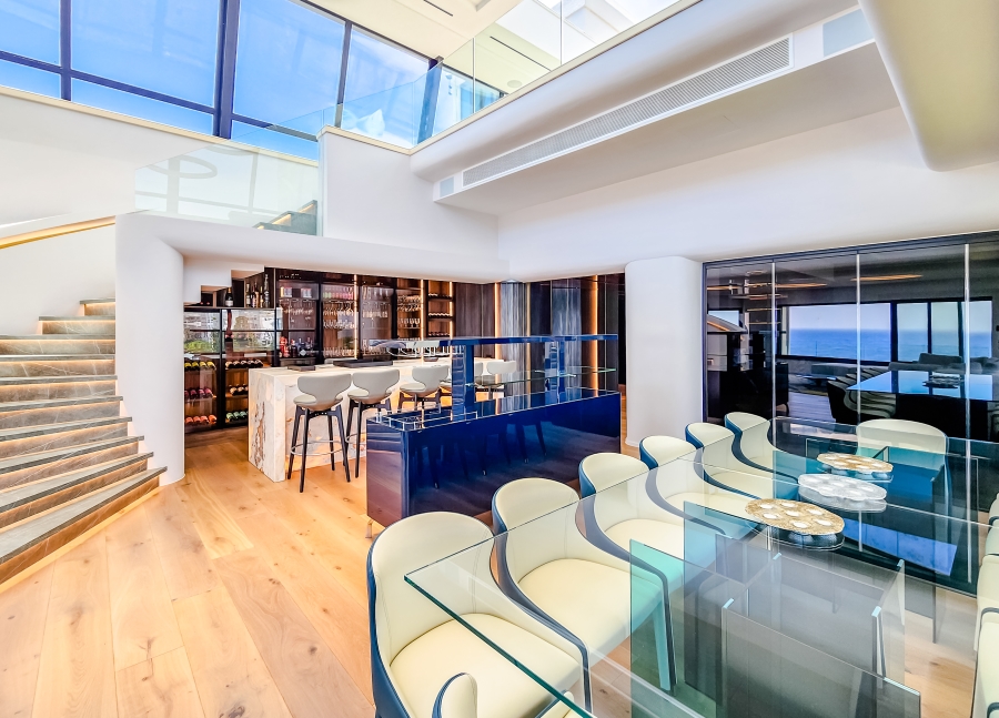 5 Bedroom Property for Sale in Sea Point Western Cape